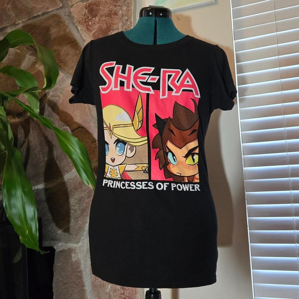 She-Ra Princess of Power Chibi Tee Adora Catra Catradora Shirt Hot Topic L SPOP